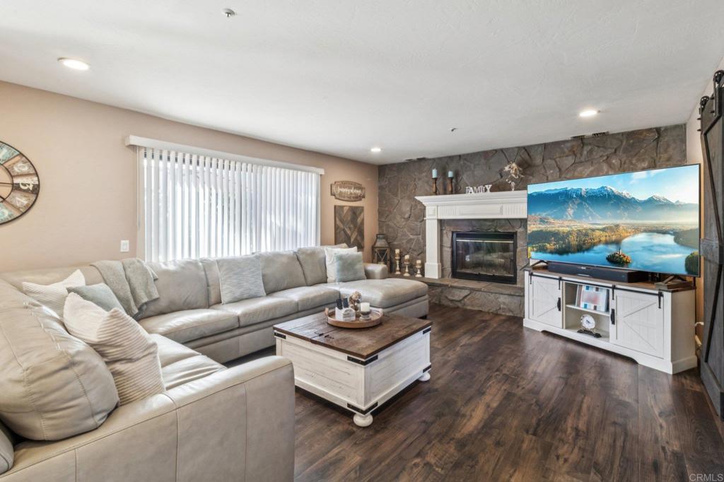 29950 Robbie Ln Property Photo 12