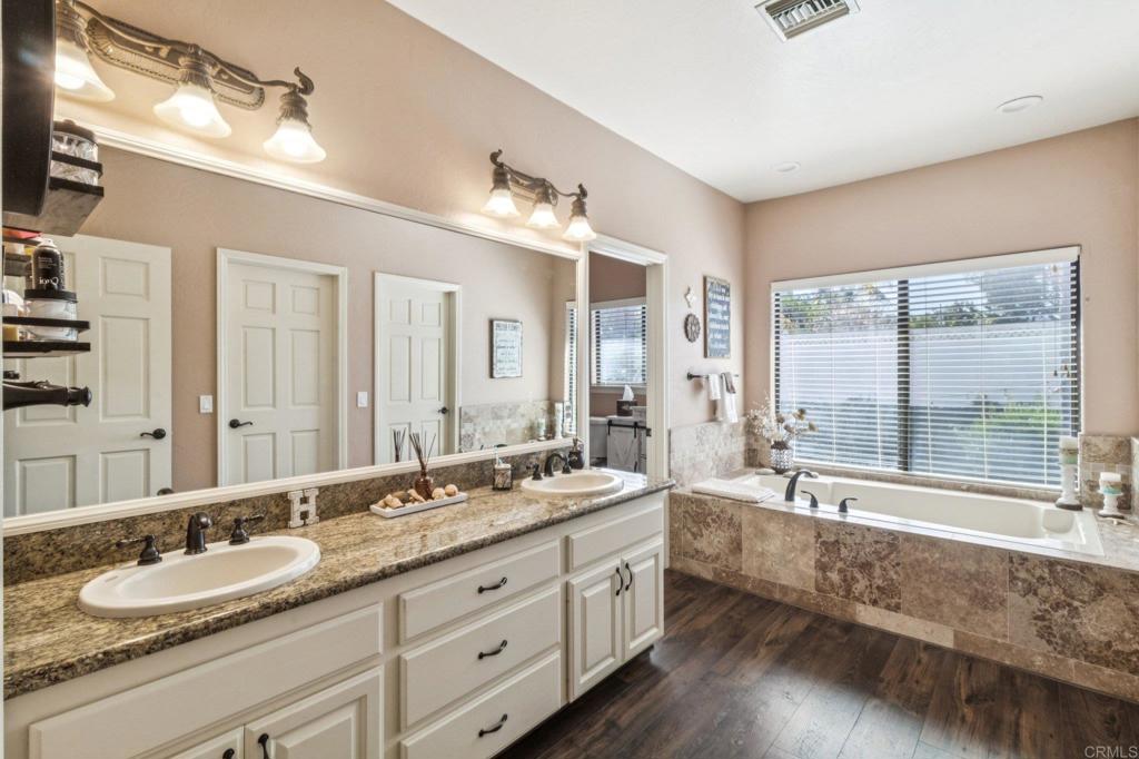 29950 Robbie Ln Property Photo 21