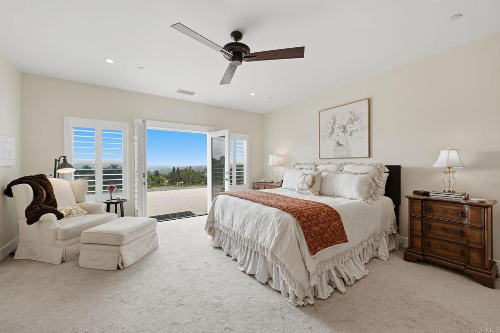 3600 Linda Vista Drive Property Photo 33