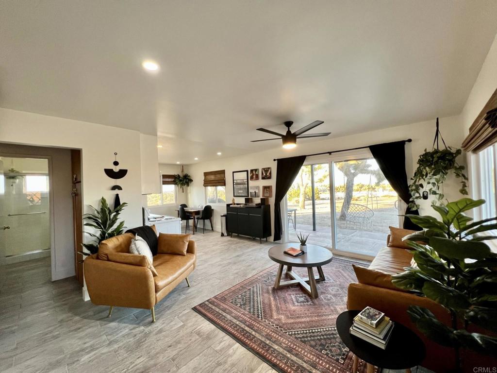 57222 Hillcrest Dr Property Photo 12