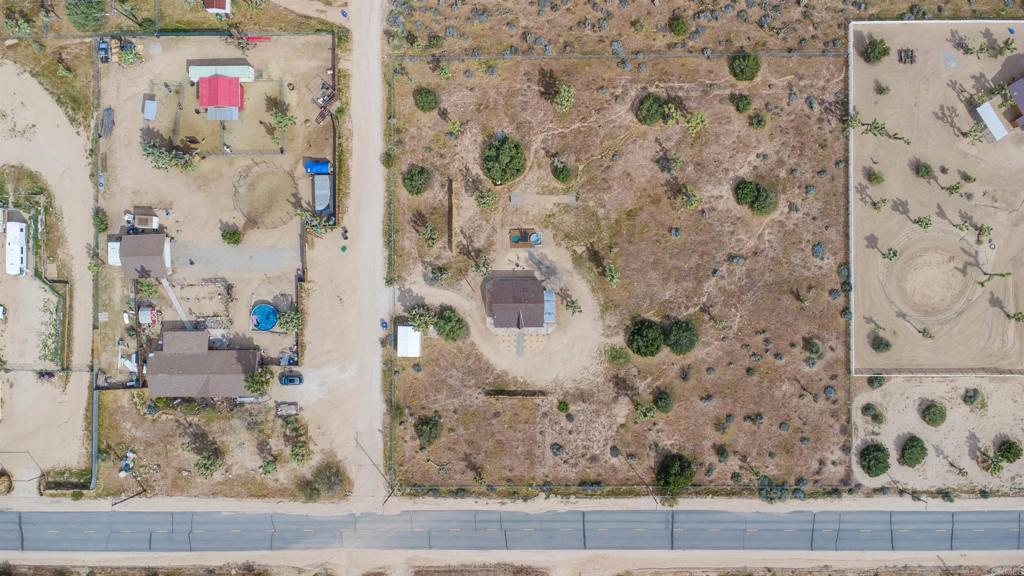57222 Hillcrest Dr Property Photo 21