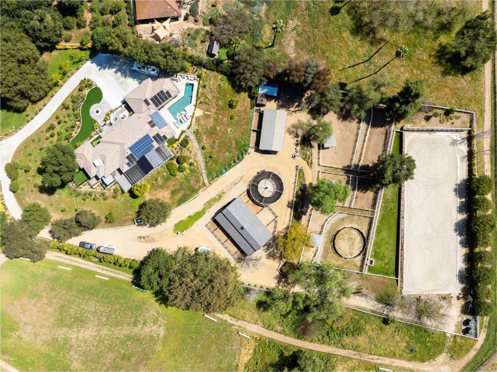 7017 Via Mariposa Sur Property Photo 28
