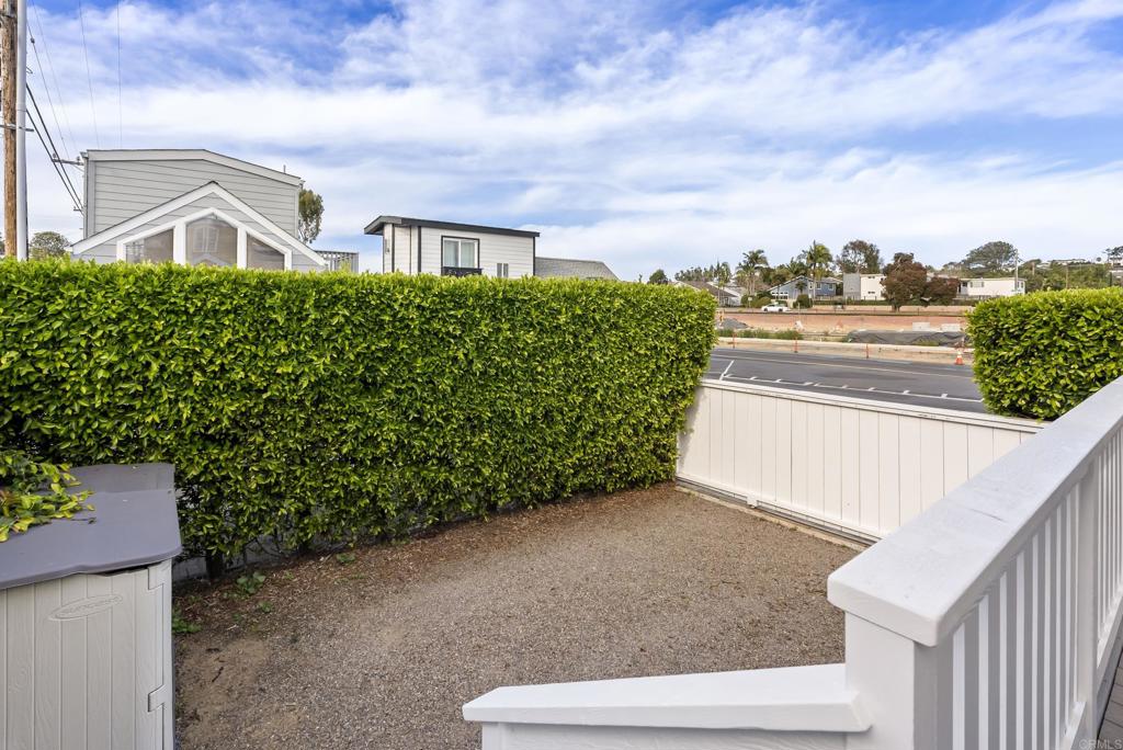 1624 N Coast Highway 101 2 Property Photo 35