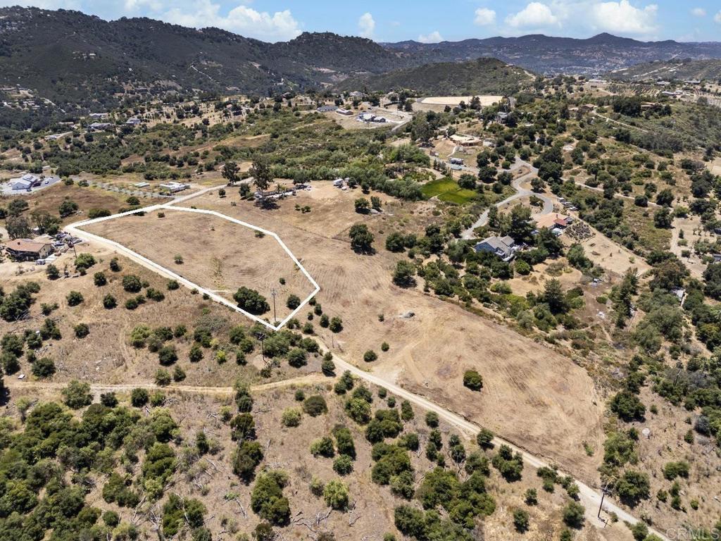 15642 Mathew Road Property Photo 4