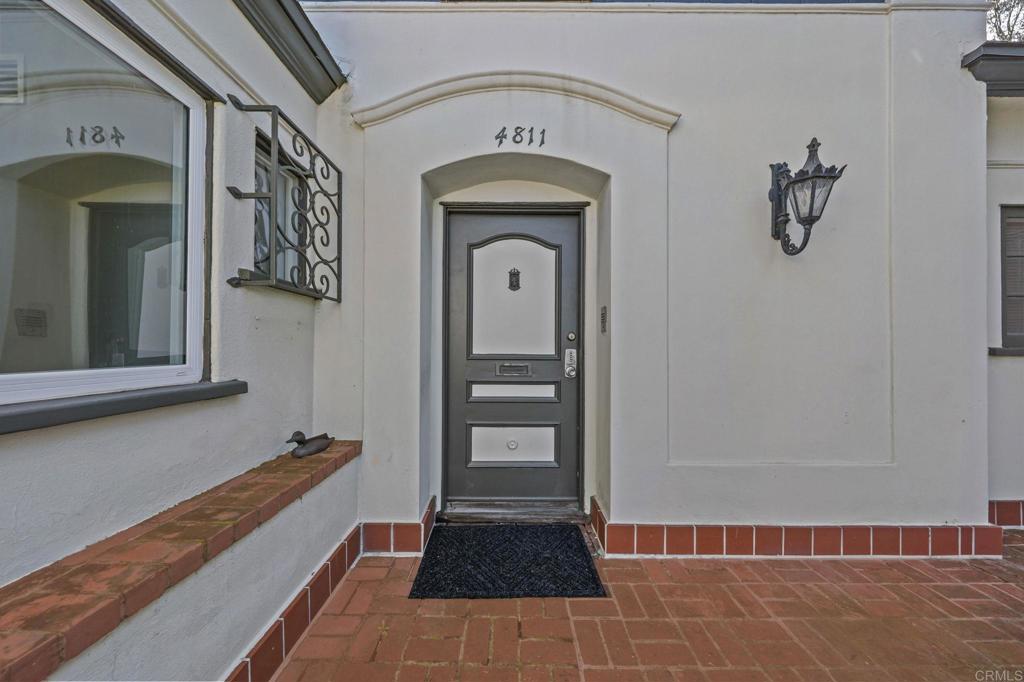 4811 E Alder Drive Property Photo 6