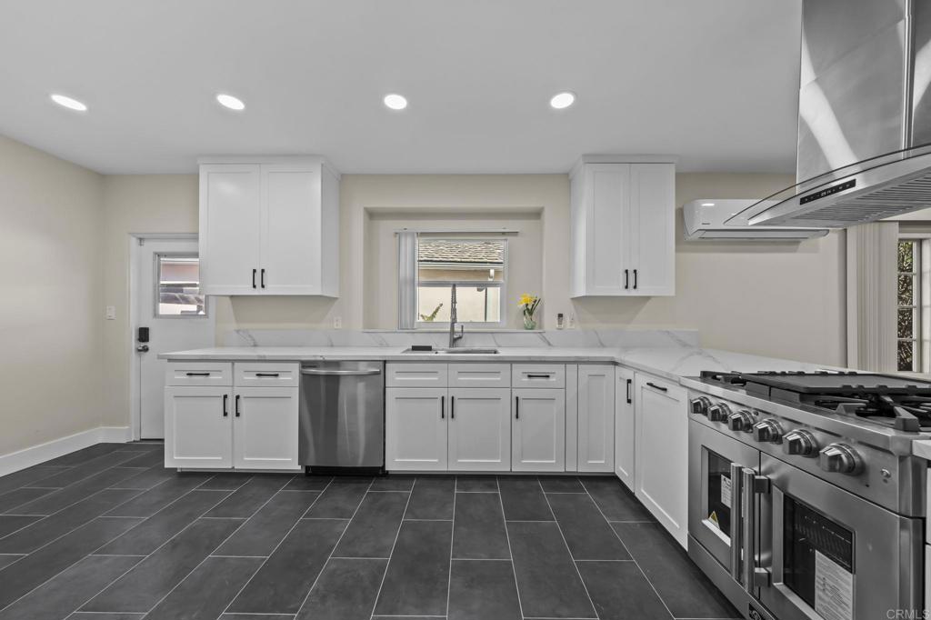 4811 E Alder Drive Property Photo 12