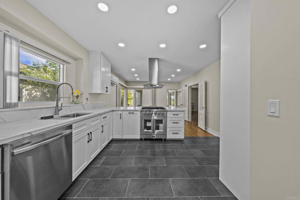 4811 E Alder Drive Property Photo 14