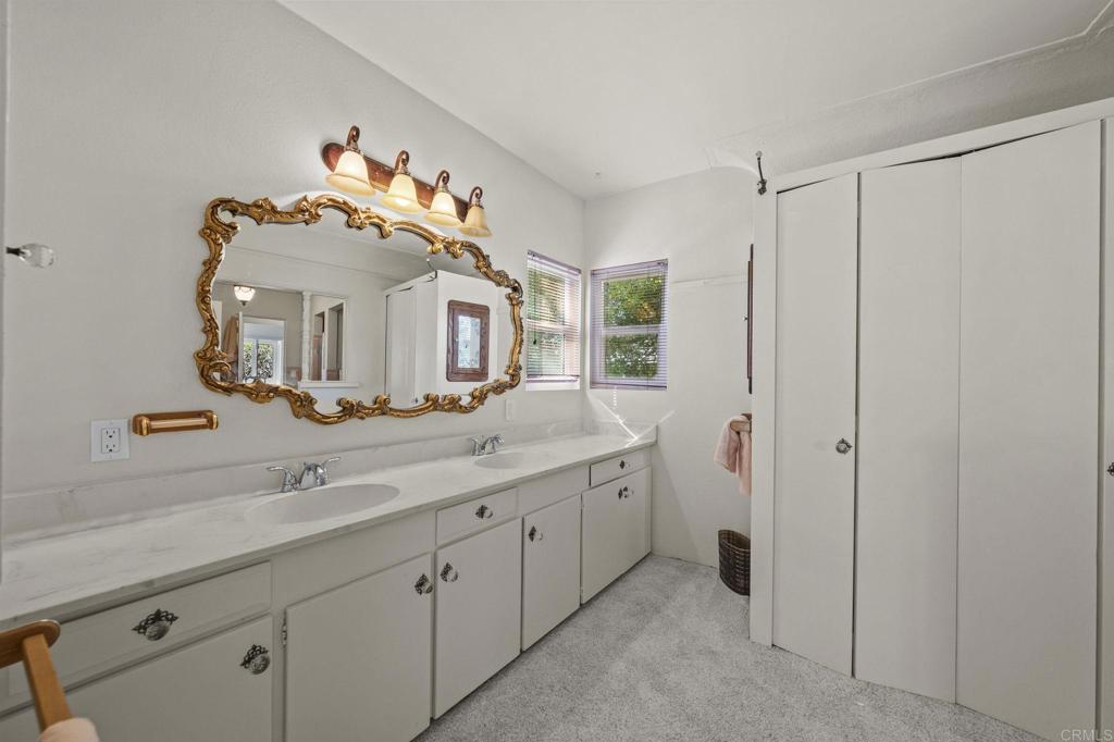 4811 E Alder Drive Property Photo 25