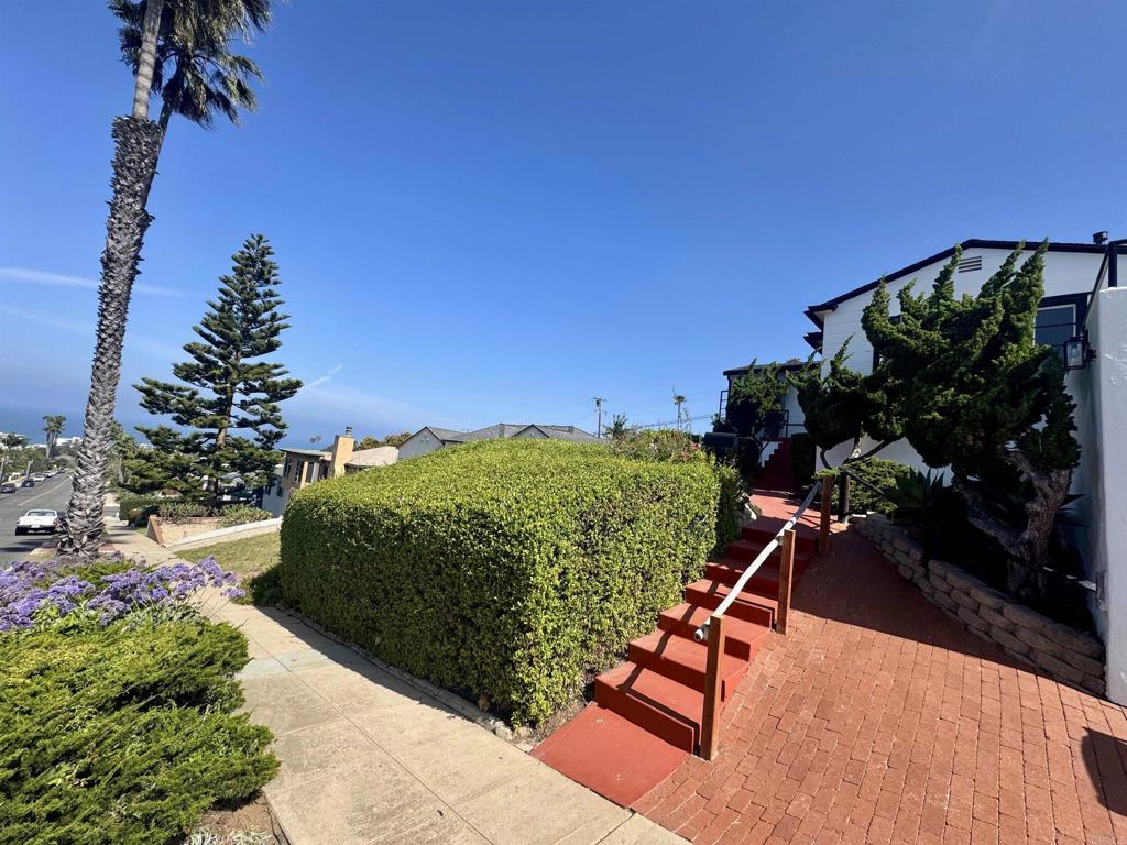 4452 Orchard Avenue Property Photo 9