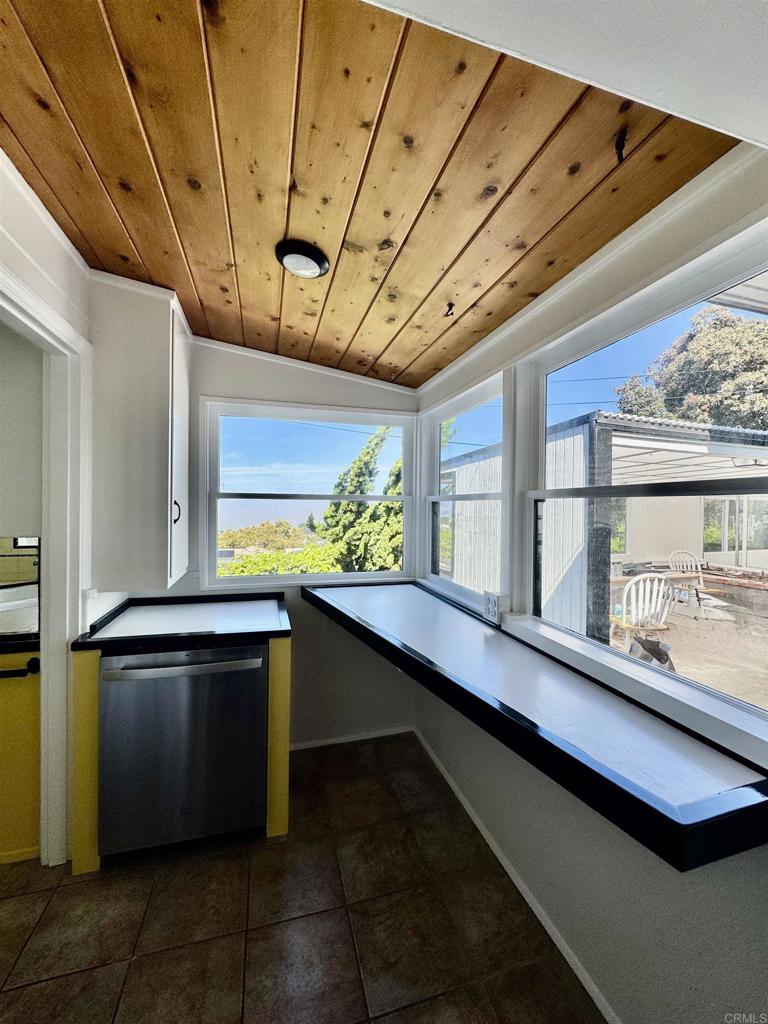4452 Orchard Avenue Property Photo 38