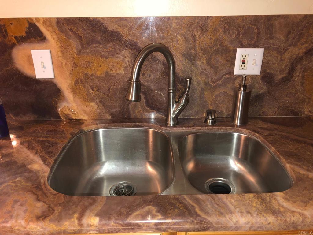 3890 Margaret Way Property Photo 15