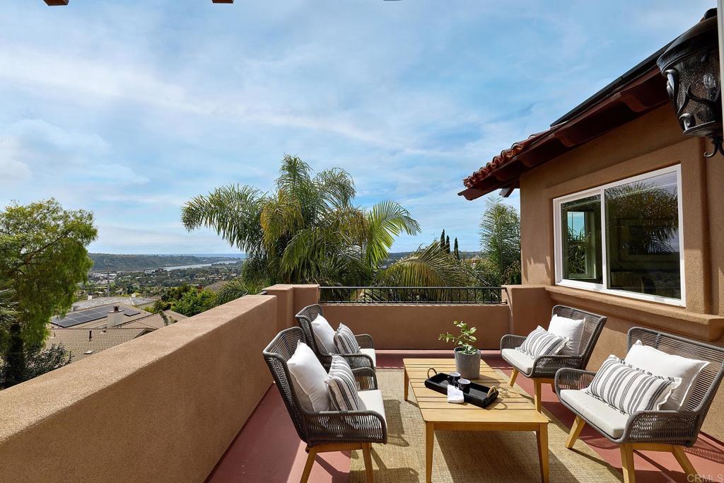 6811 Vianda Court Property Photo 26