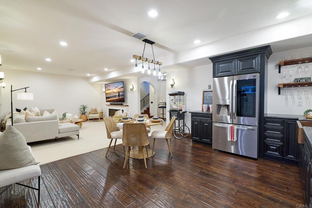 6811 Vianda Court Property Photo 44