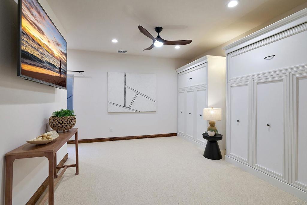 6811 Vianda Court Property Photo 45