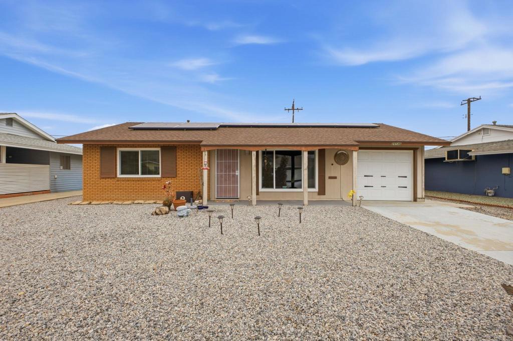 28546 Murrieta Property Photo 2