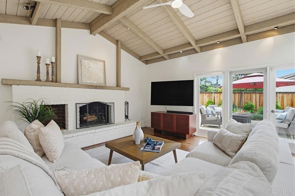 825 Santa Hidalga Property Photo 1
