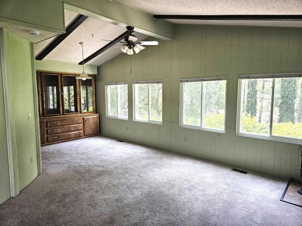 8975 Lawrence Welk Drive 424 Property Photo 8