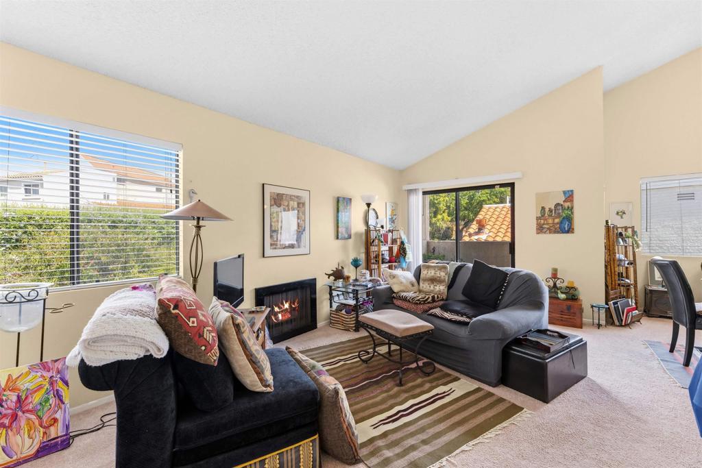 6921 Quail Place E Property Photo 5