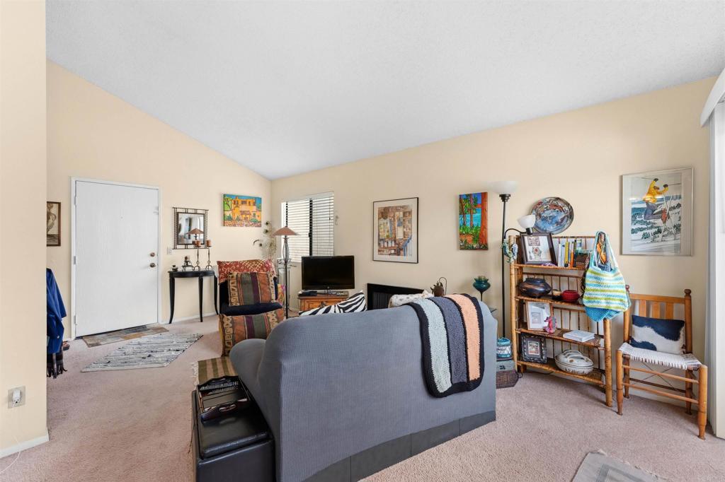6921 Quail Place E Property Photo 8