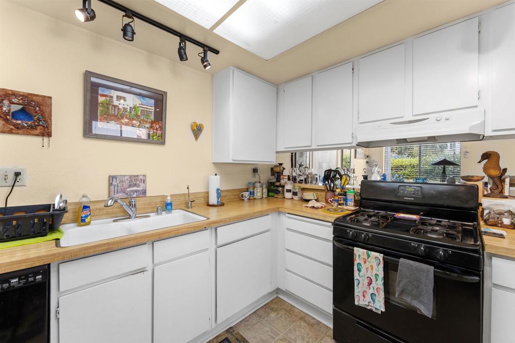 6921 Quail Place E Property Photo 14