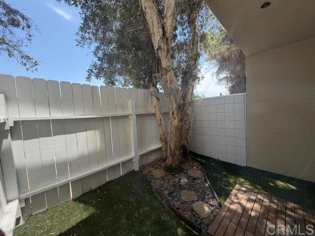 390 E Madison A Property Photo 6