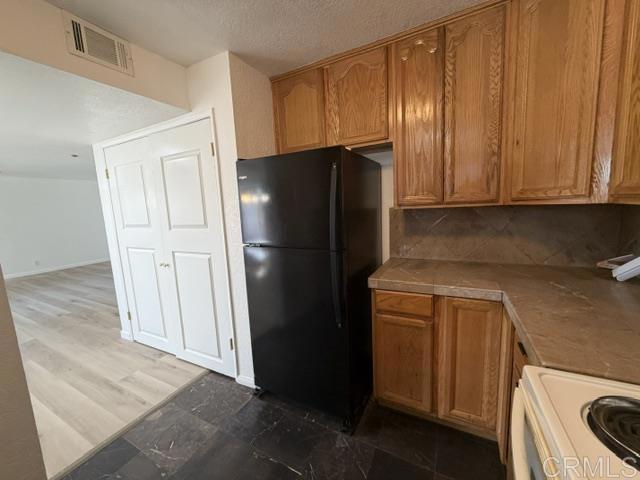 390 E Madison A Property Photo 10