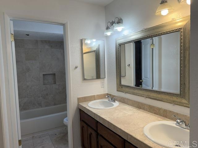 390 E Madison A Property Photo 13