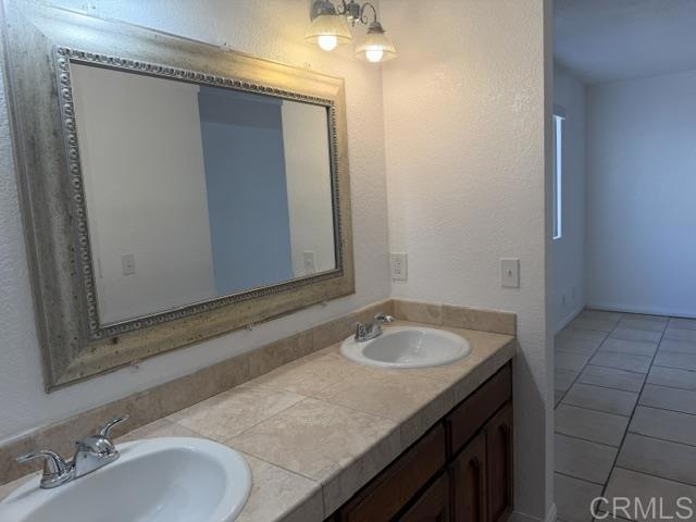 390 E Madison A Property Photo 15