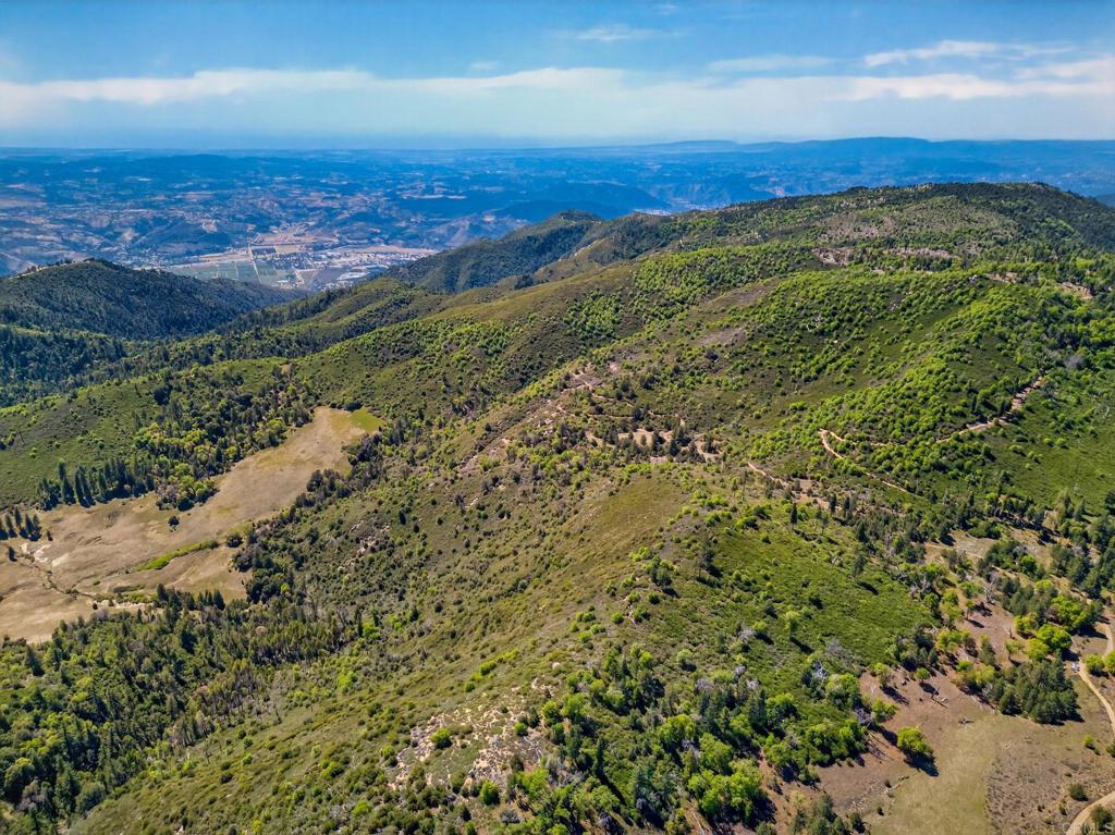200 +/- Acres Palomar Divide Truck Trail Property Photo 4