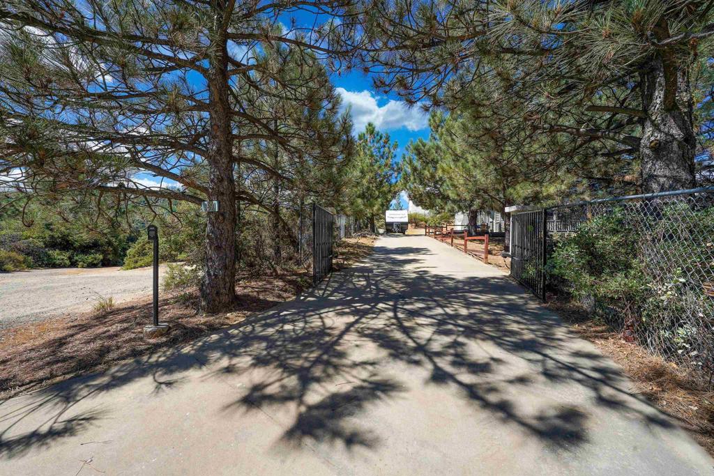 3691 Circle Drive Property Photo 2