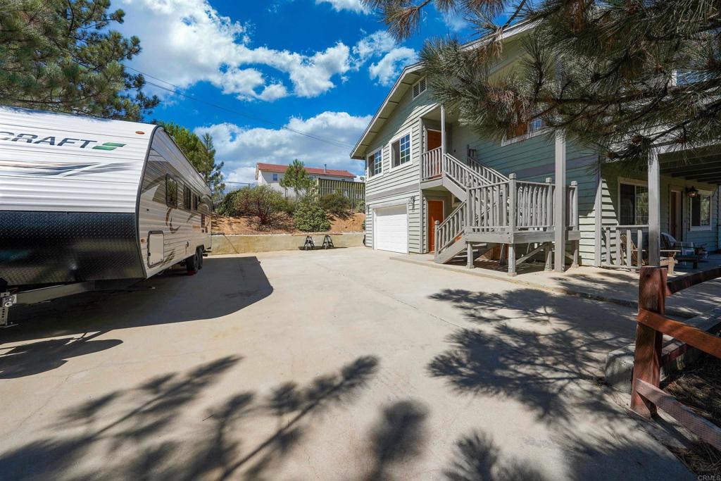 3691 Circle Drive Property Photo 4