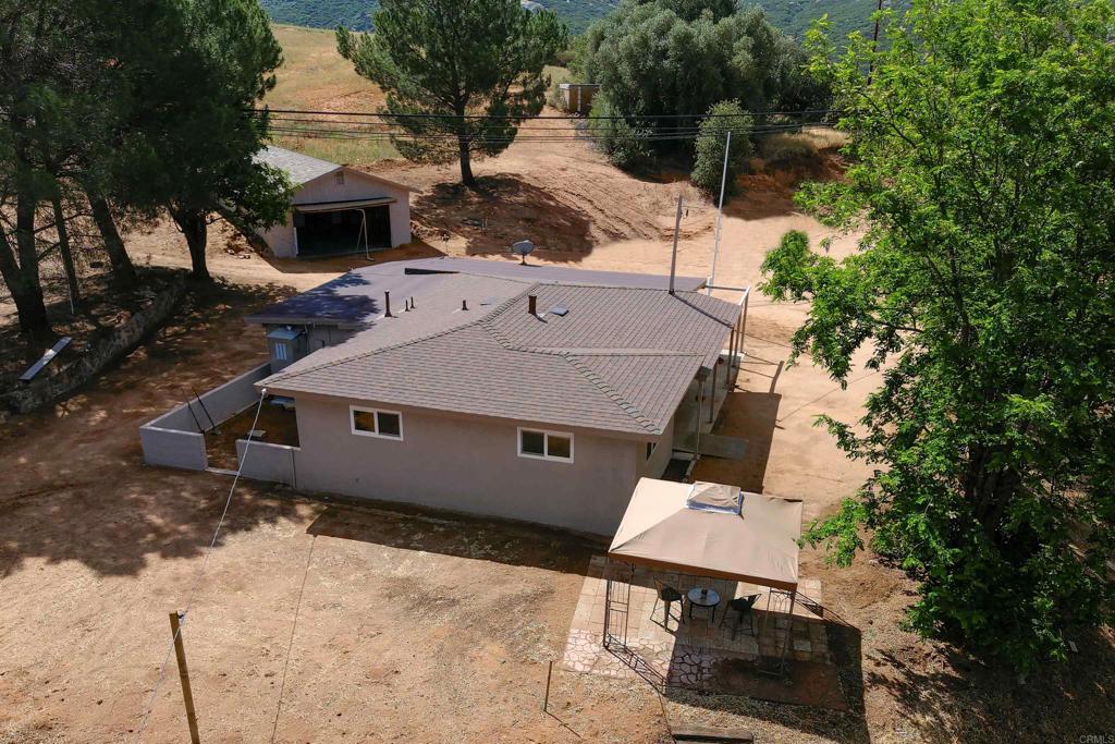 25561 E Old Julian Highway Property Photo 6