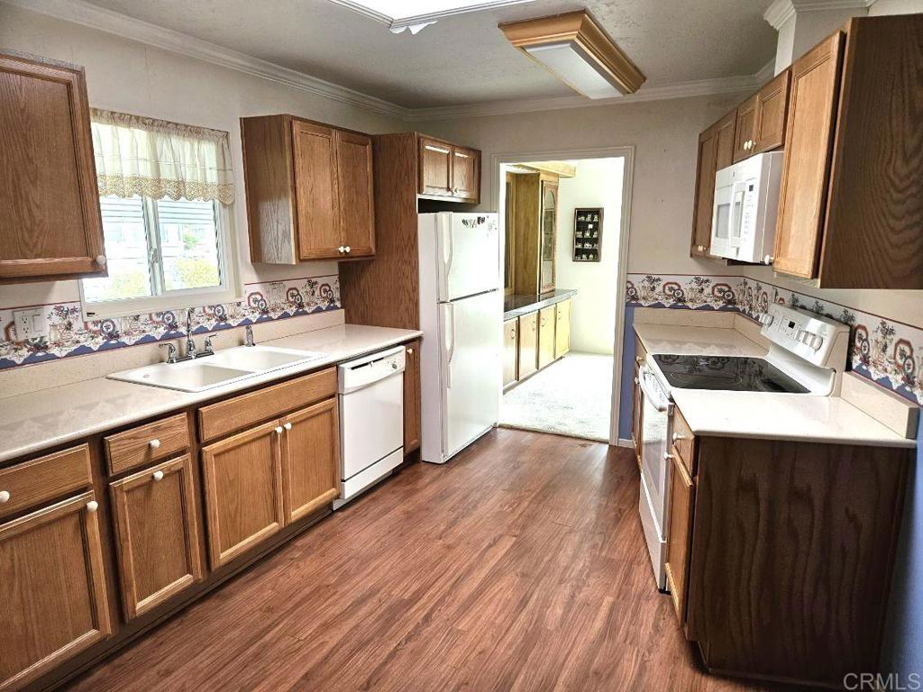 8975 Lawrence Welk Drive 227 Property Photo 7
