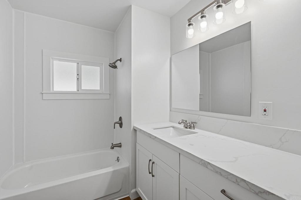 1145 E Barham Drive Spc 260 Property Photo 13