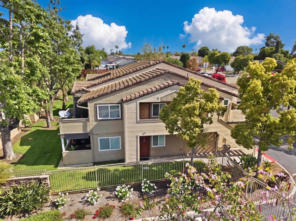 5004 Los Morros Way 2 Property Photo 1