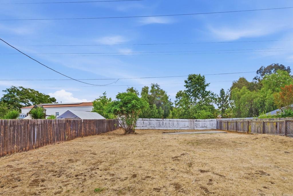 14009 Eastern Street Property Photo 38