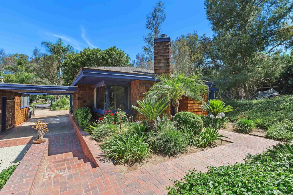 7063 Via Mariposa Norte Property Photo 37