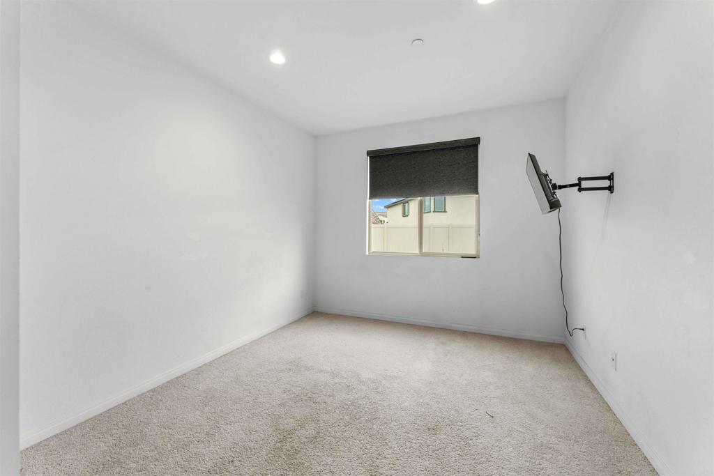 750 Green Court Property Photo 20