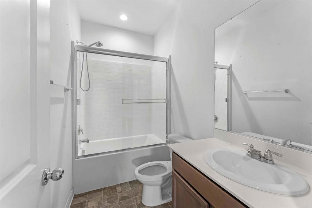 750 Green Court Property Photo 21