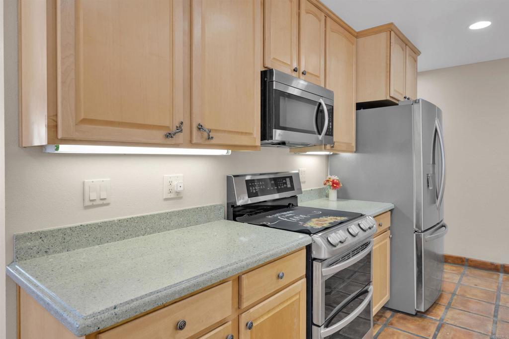 3155 Honor Court Property Photo 4