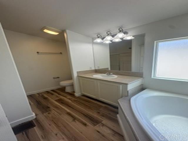 1600 E. Vista Way Space 37 Property Photo 8