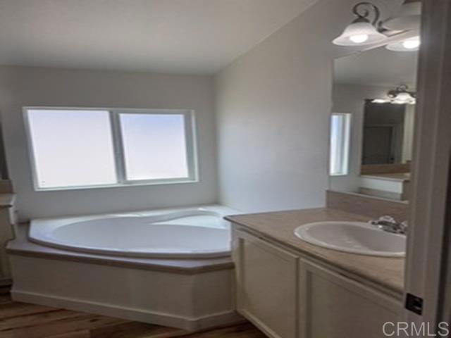 1600 E. Vista Way Space 37 Property Photo 12