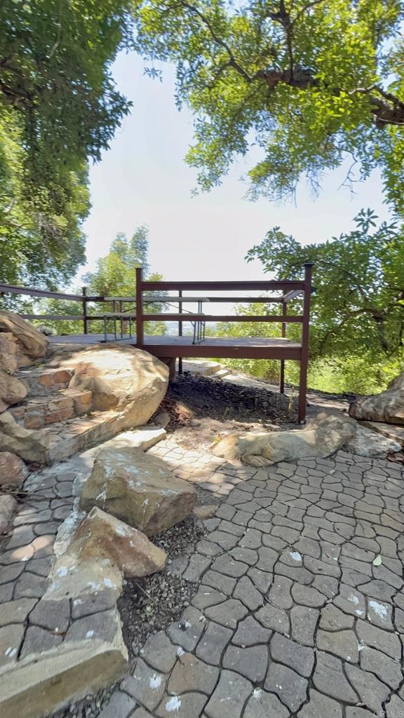 3137 E Valley Parkway Property Photo 70