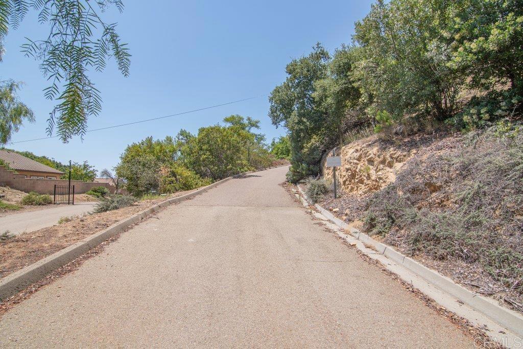 3135 E Valley Parkway Property Photo 68