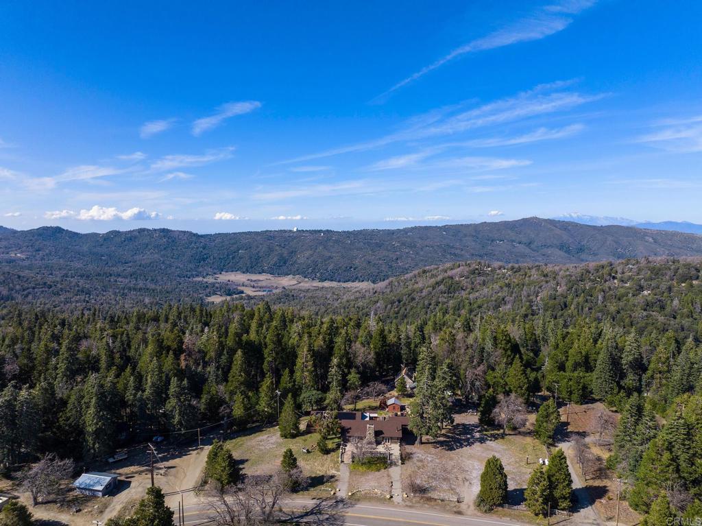22228 Crestline Road Property Photo 10