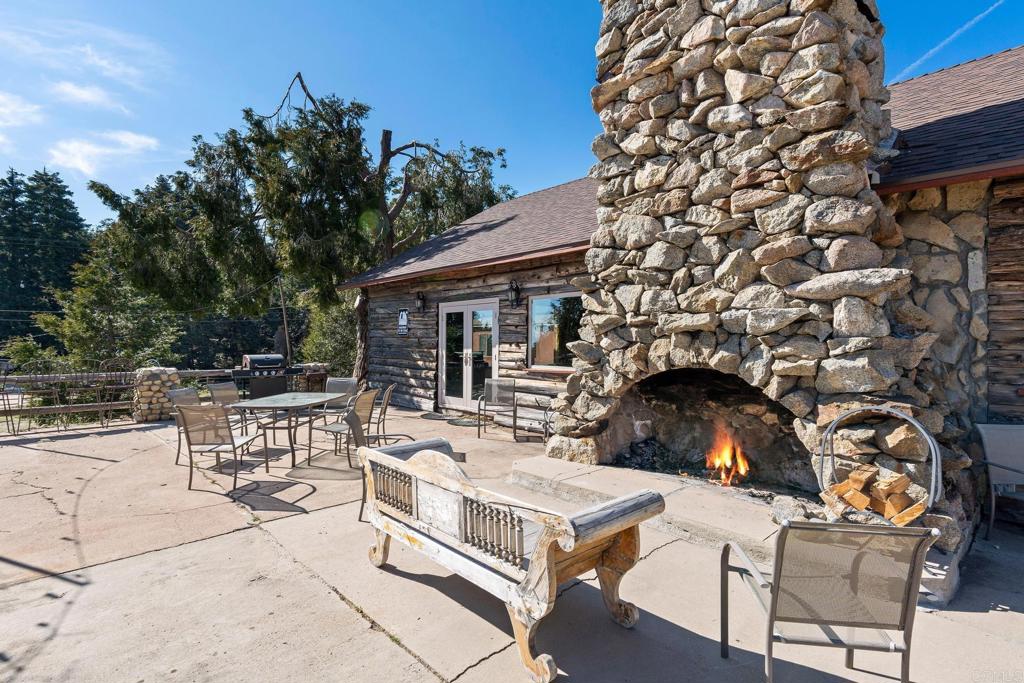 22228 Crestline Road Property Photo 24