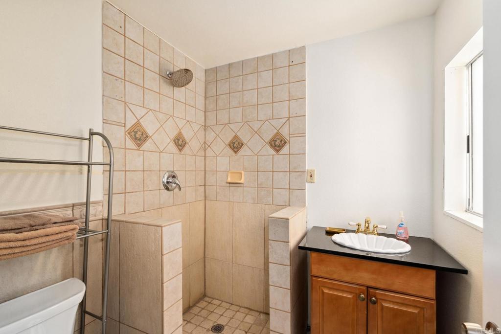 22228 Crestline Road Property Photo 38