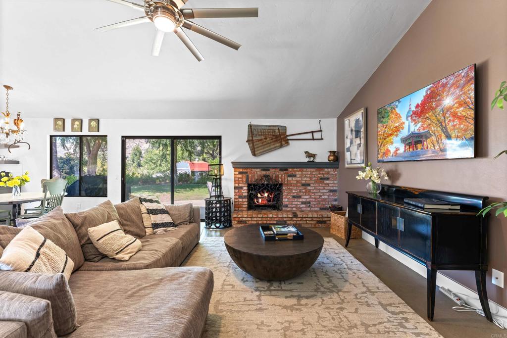 1717 Birchwood Property Photo 4