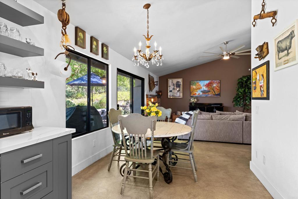 1717 Birchwood Property Photo 8
