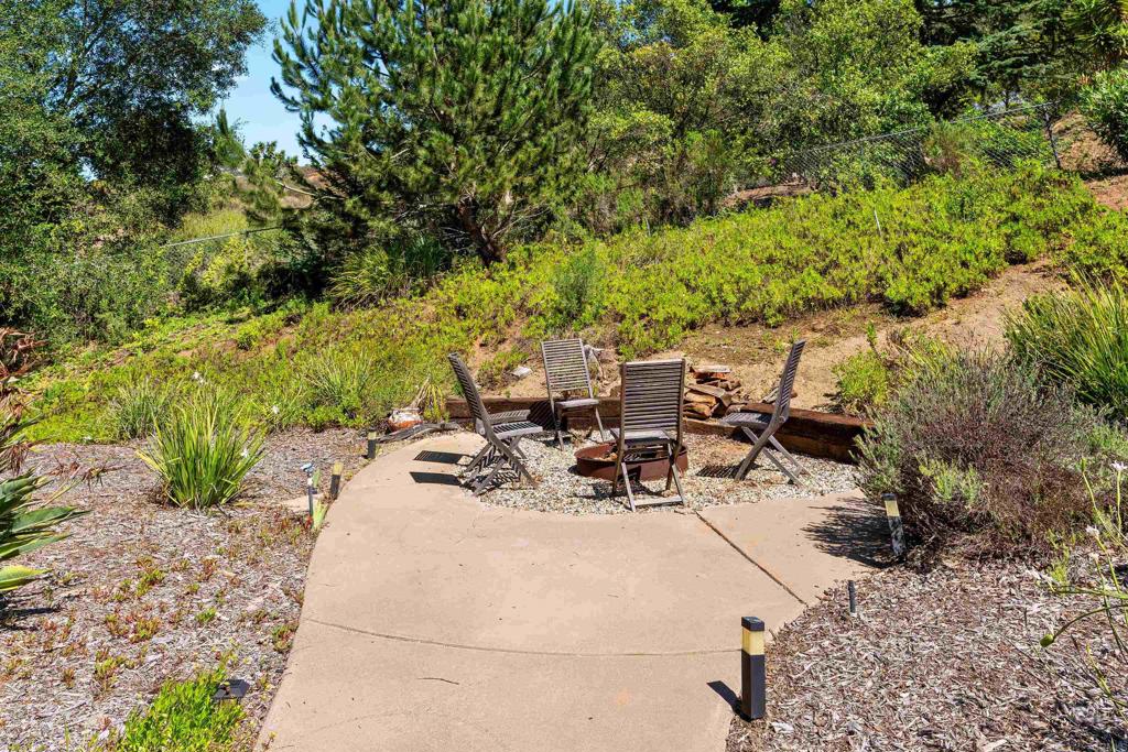 1717 Birchwood Property Photo 42